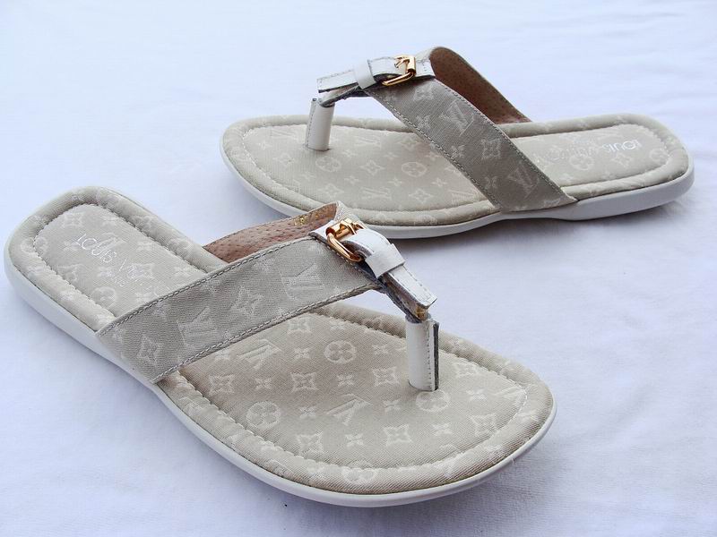 LV men slippers-062