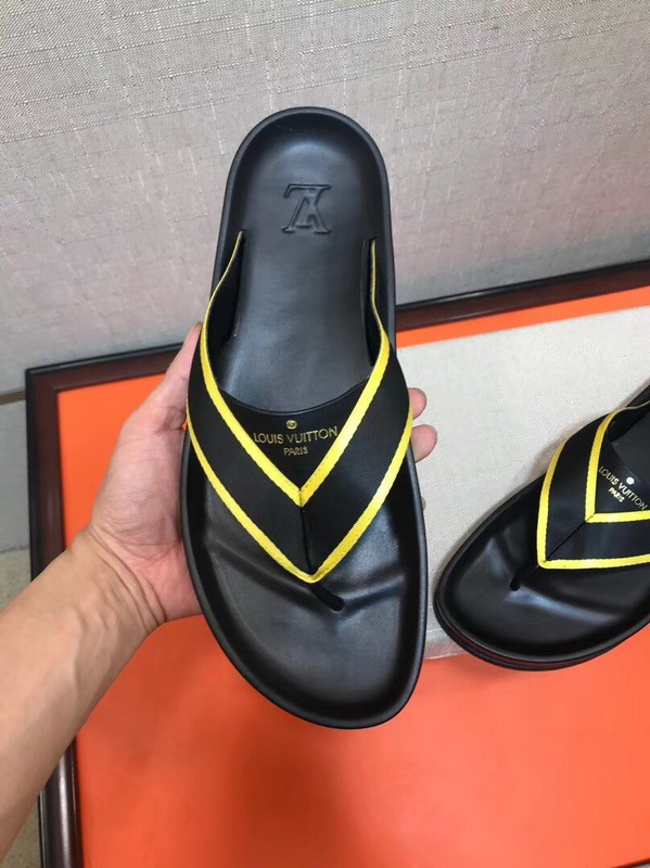 LV men slippers AAA-284(38-45)