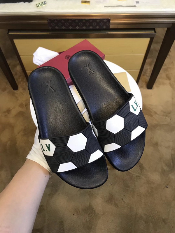 LV men slippers AAA-289(38-45)
