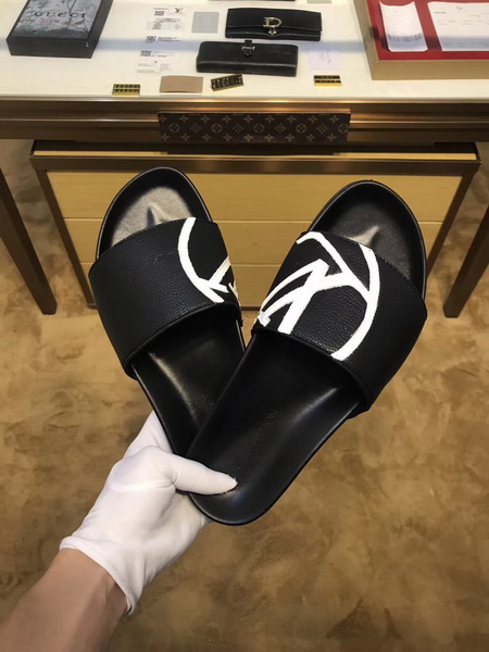 LV men slippers AAA(38-45)-142