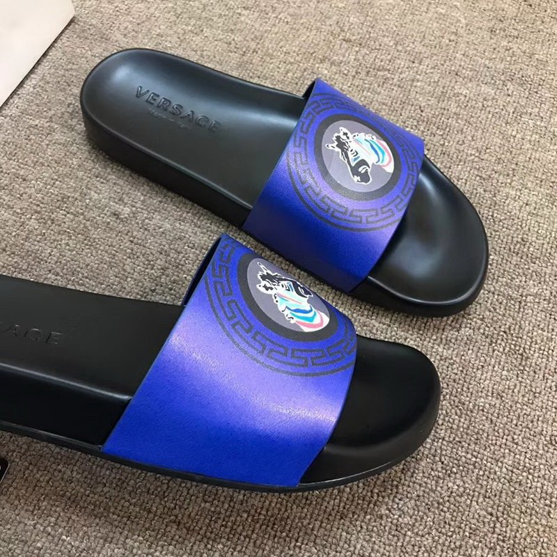 V men slippers AAA-108
