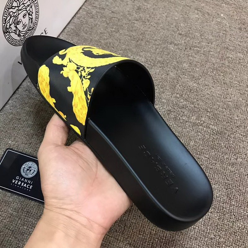 V men slippers AAA-114