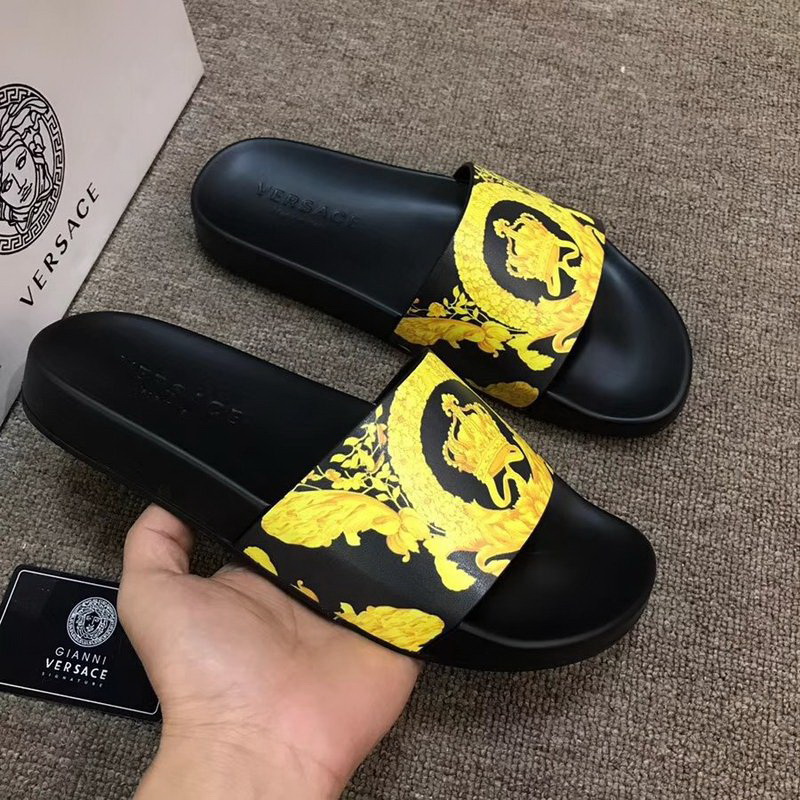V men slippers AAA-114