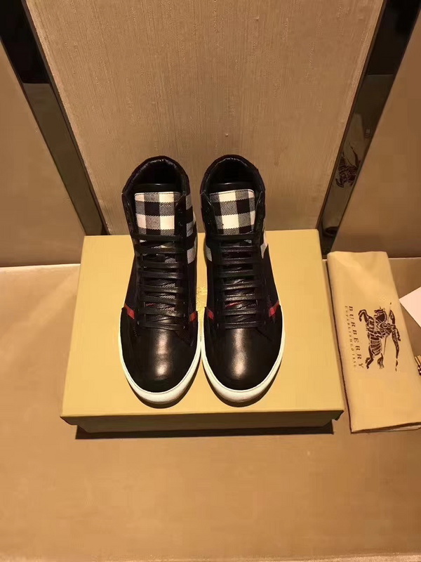 Burberry men shoes 1:1 quality-011