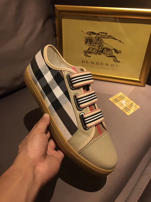 Burberry men shoes 1:1 quality-018