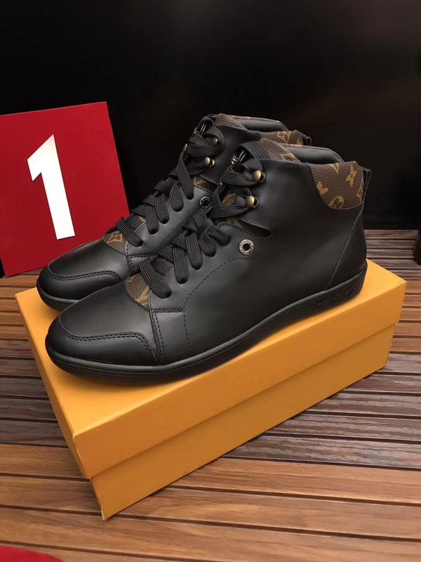 LV Men shoes 1:1 quality-1241