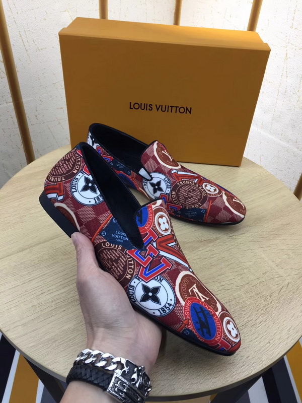 LV Men shoes 1:1 quality-1362