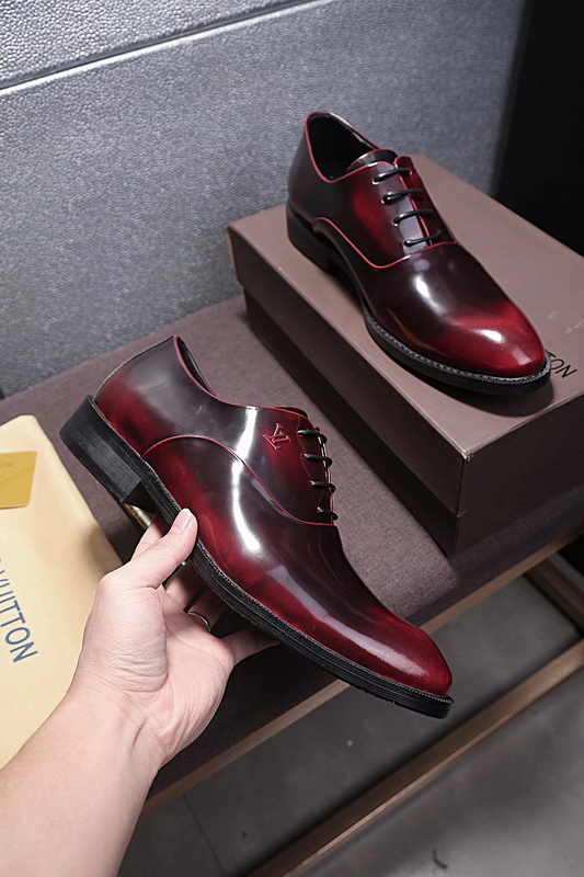 LV Men shoes 1:1 quality-1378
