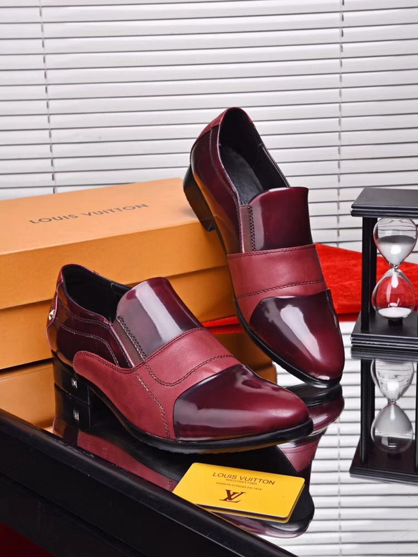 LV Men shoes 1:1 quality-1383
