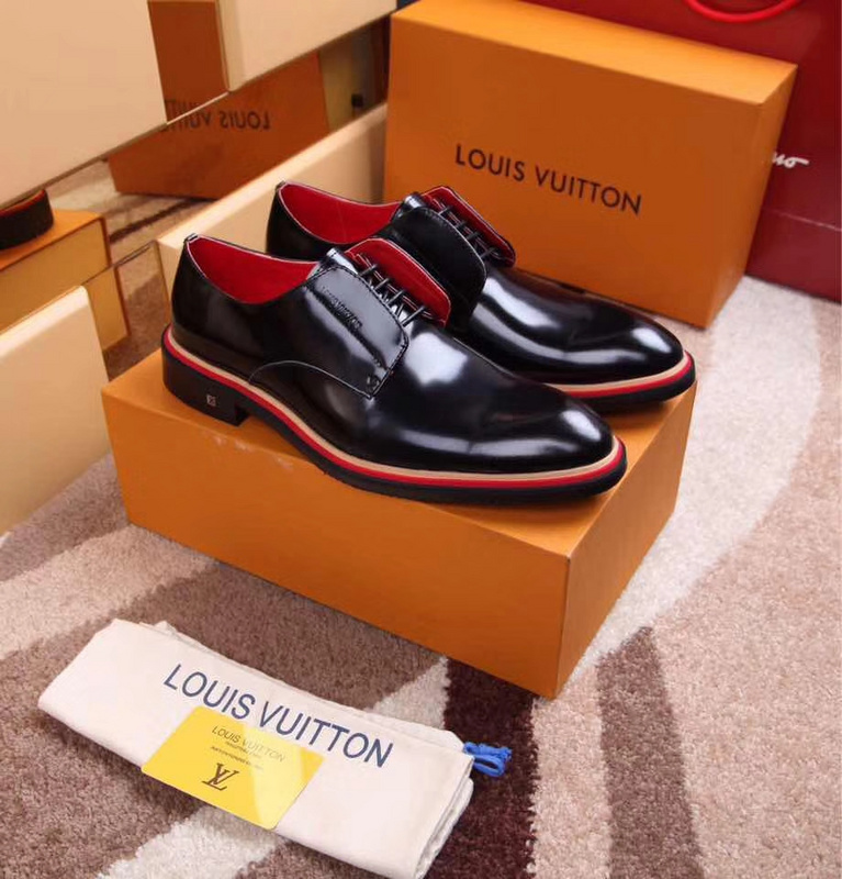 LV Men shoes 1:1 quality-1522