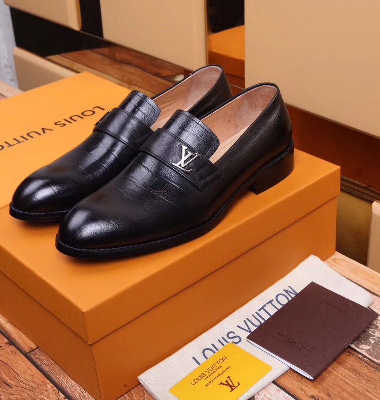 LV Men shoes 1:1 quality-1541