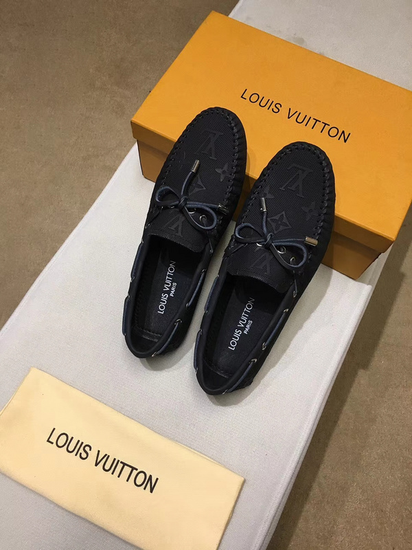LV Men shoes 1:1 quality-1573
