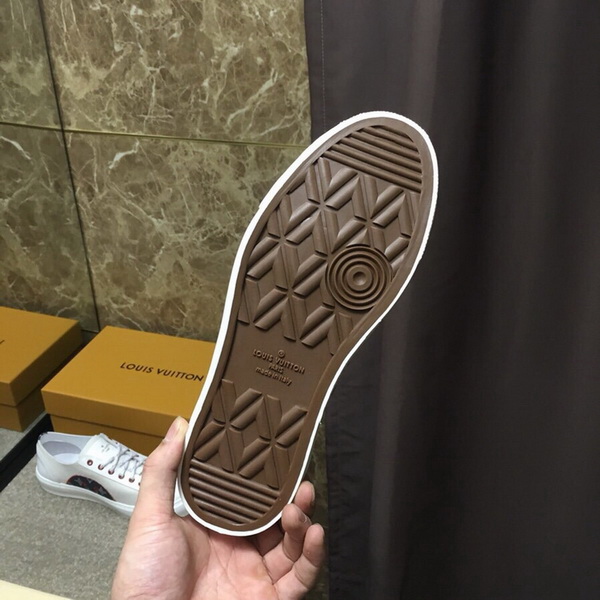 LV Men shoes 1:1 quality-1719