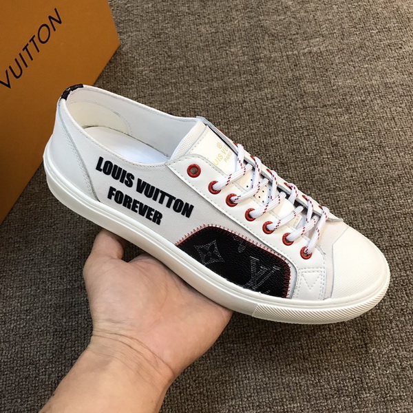 LV Men shoes 1:1 quality-1813