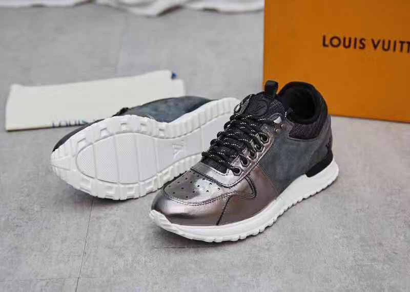 LV Men shoes 1;1 quality-1982