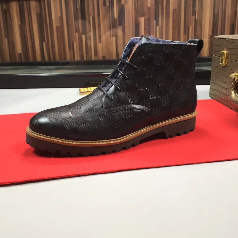 LV Men shoes 1;1 quality-2029