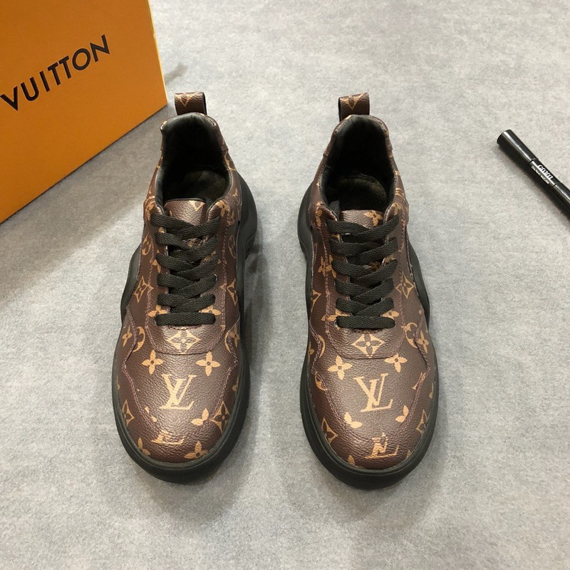 LV Men shoes 1;1 quality-2050