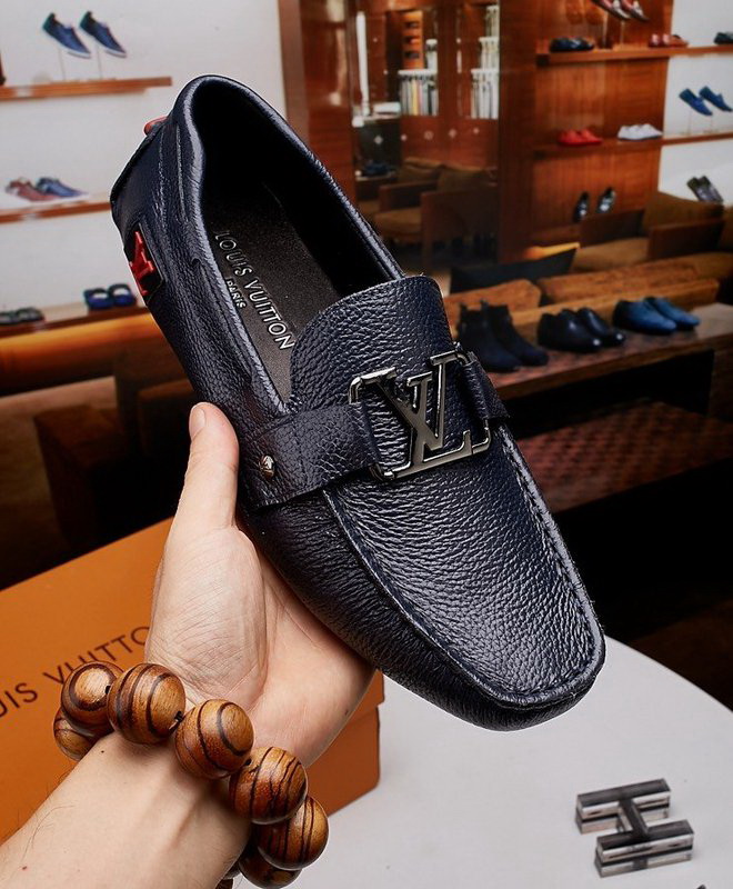 LV Men shoes 1;1 quality-2059