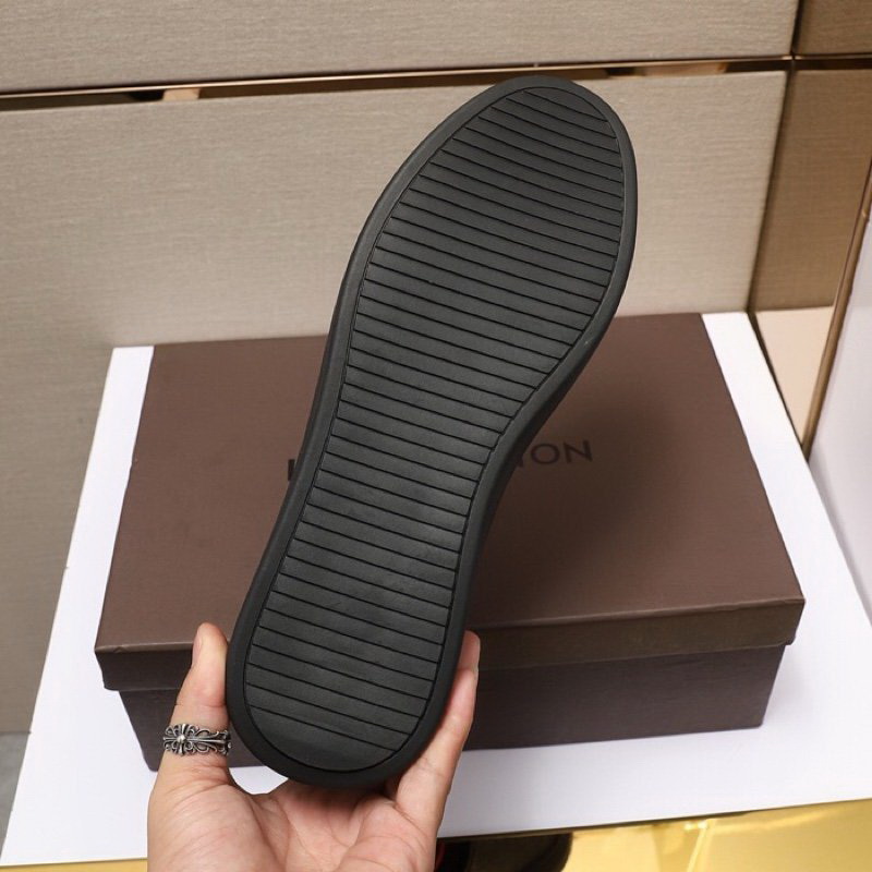LV Men shoes 1;1 quality-2074