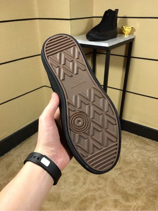 LV Men shoes 1;1 quality-2115