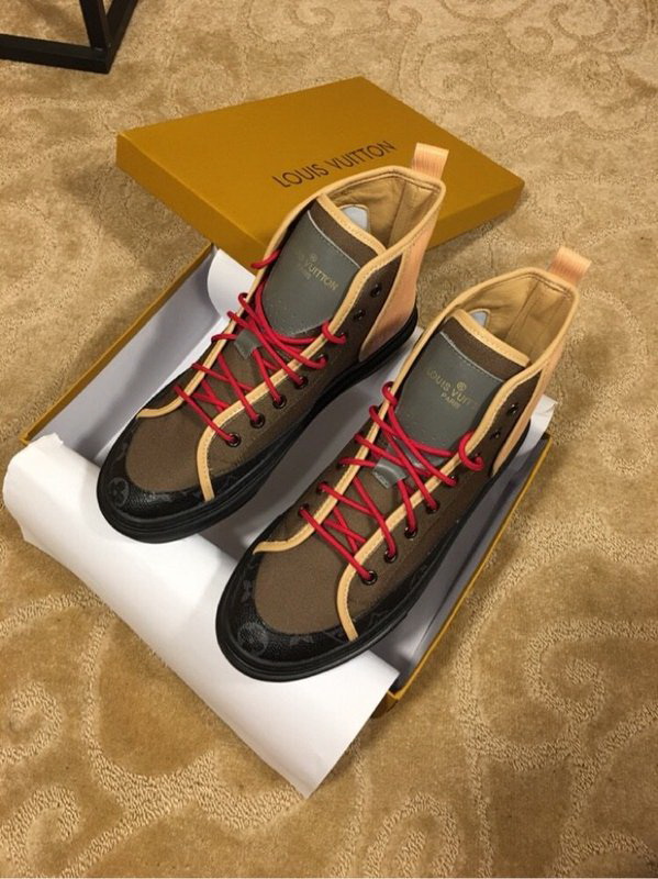 LV Men shoes 1;1 quality-2116