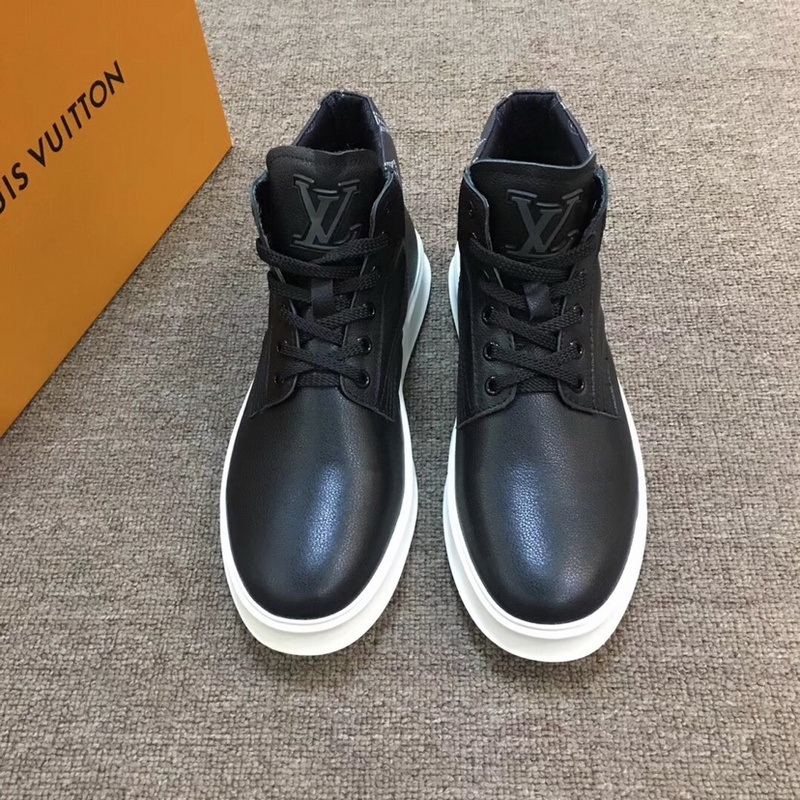 LV Men shoes 1;1 quality-2135