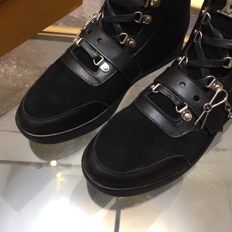 LV Men shoes 1;1 quality-2154