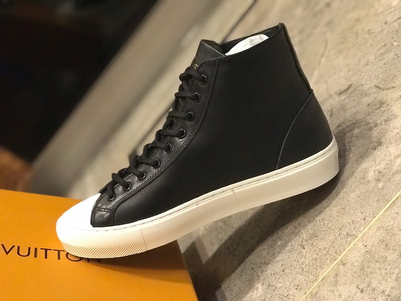 LV Men shoes 1;1 quality-2164