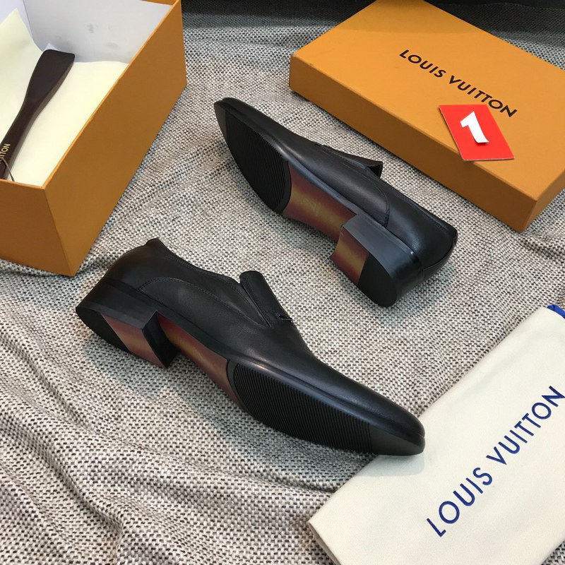 LV Men shoes 1;1 quality-2177