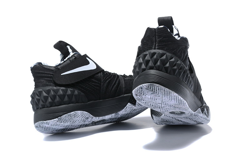 Nike Kyrie Irving 1 Shoes-030