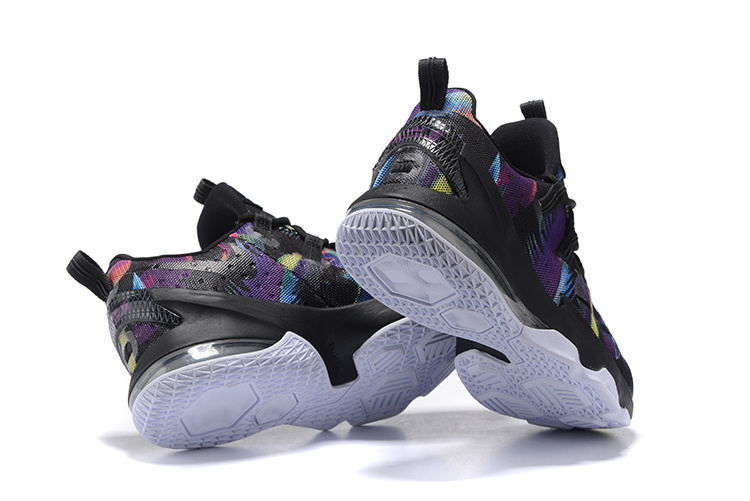 Nike LeBron James 13 Low shoes-012