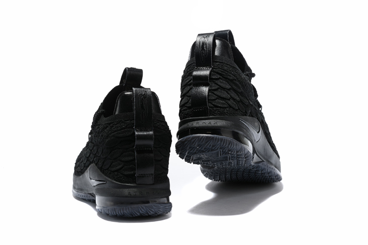Nike LeBron James 15 Low shoes-001