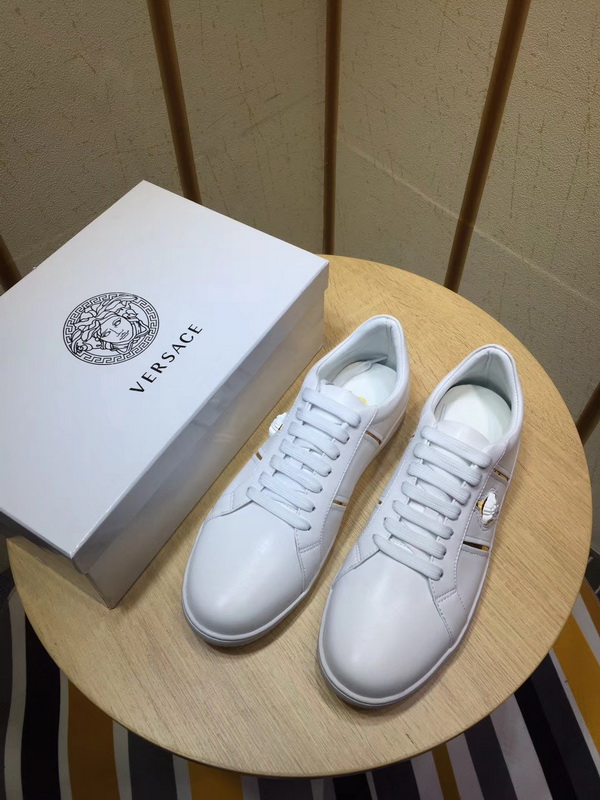 V Men Shoes 1;1 Quality-081
