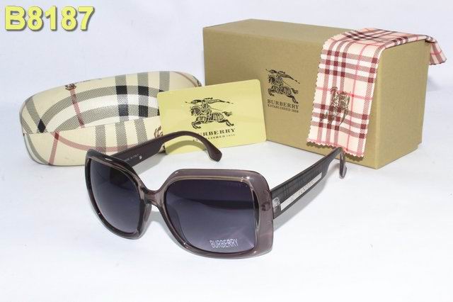 Burberry Sunglasses AAA-030