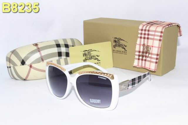 Burberry Sunglasses AAA-035