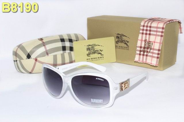 Burberry Sunglasses AAA-045