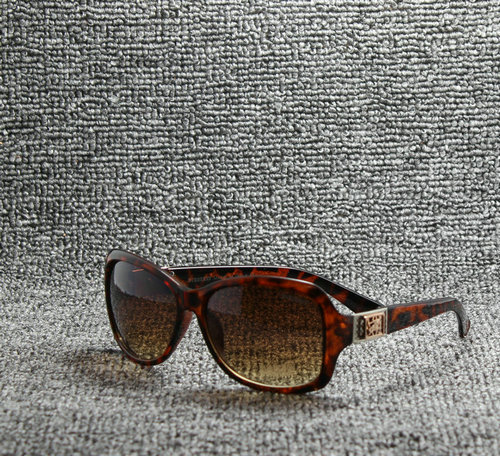 Burberry Sunglasses AAA-073