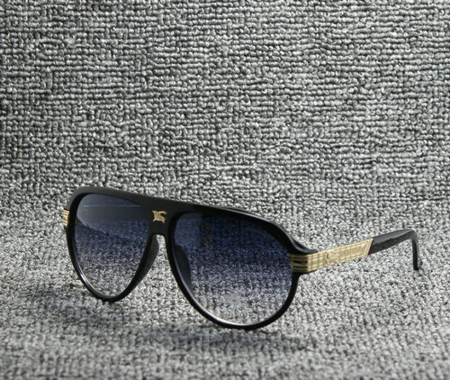 Burberry Sunglasses AAA-093