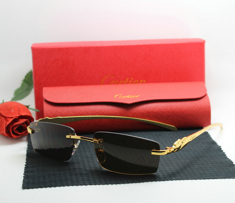 Cartier Sunglasses AAA-319