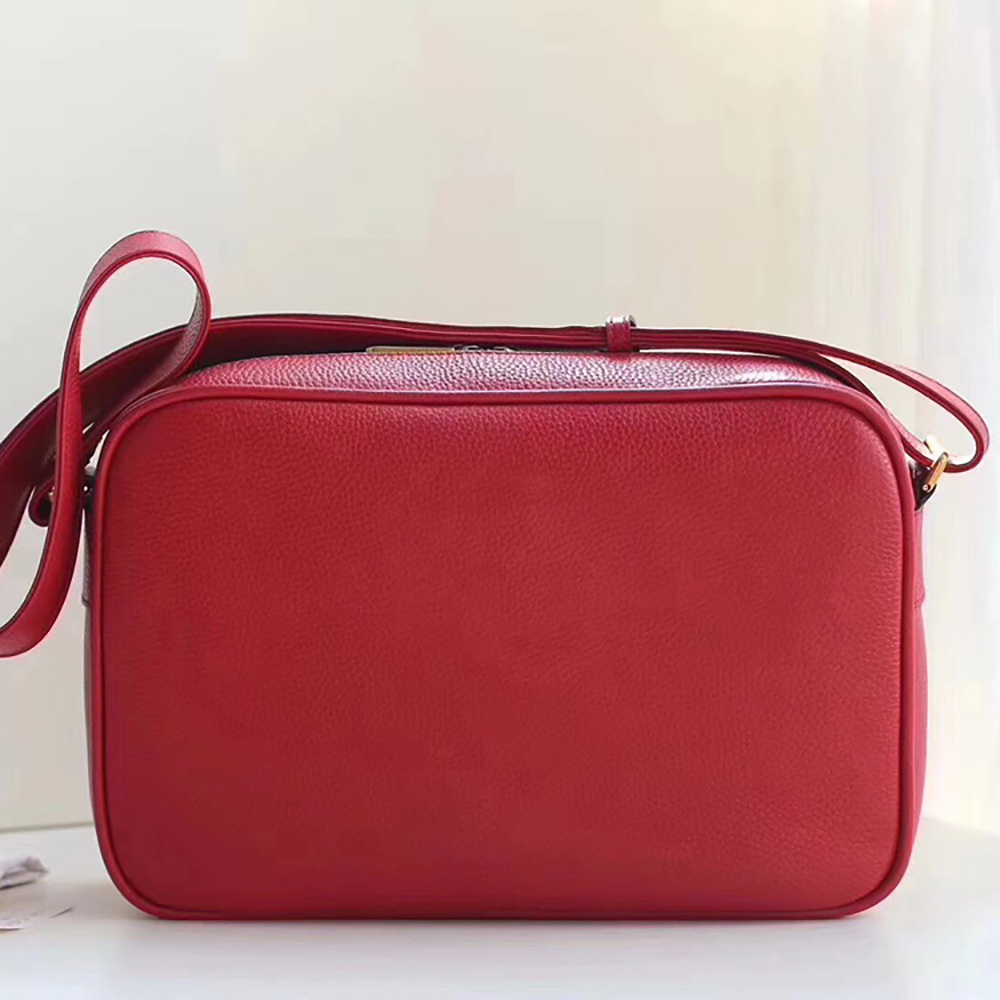 G Print Shoulder Bag with Vintage Logo in Red Leather(33x22x9cm)