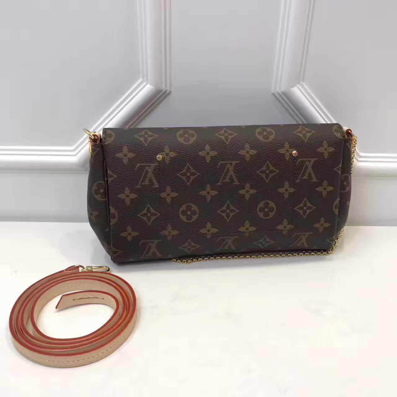 LV Fovotite MM bag with red inside