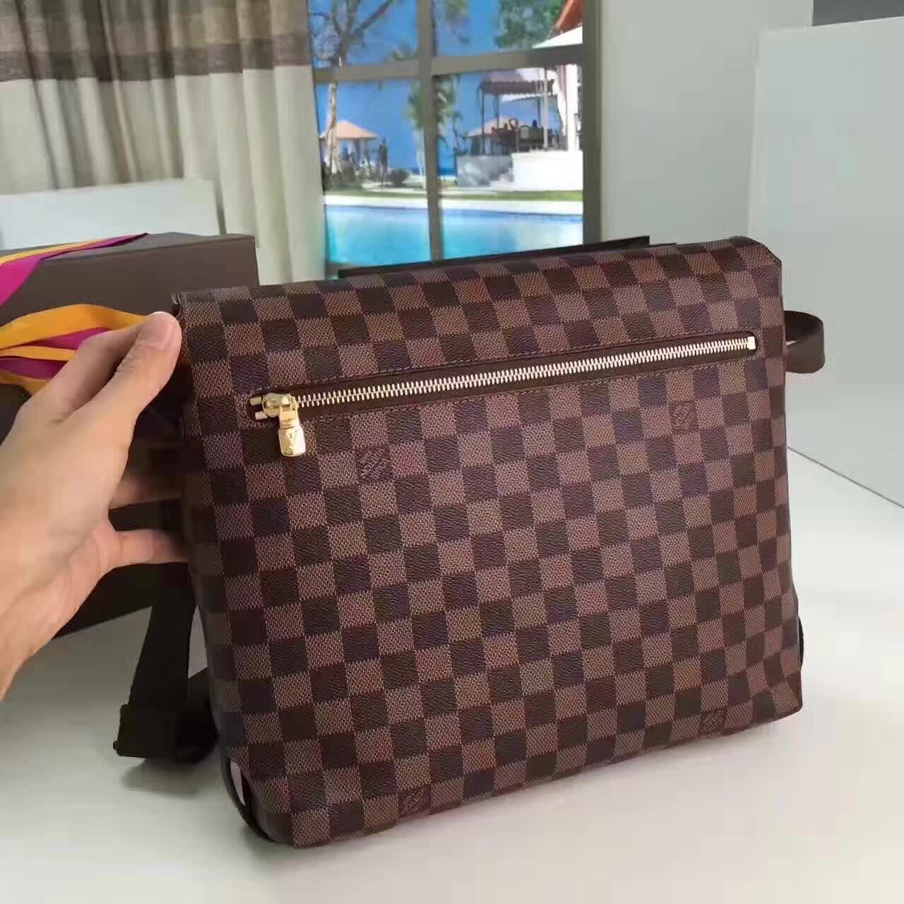 LV Message Brown Bag