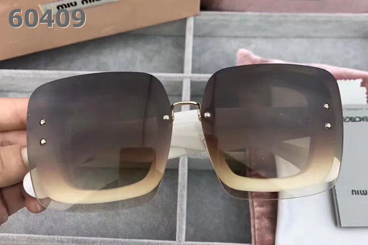Miu Miu Sunglasses AAAA-859