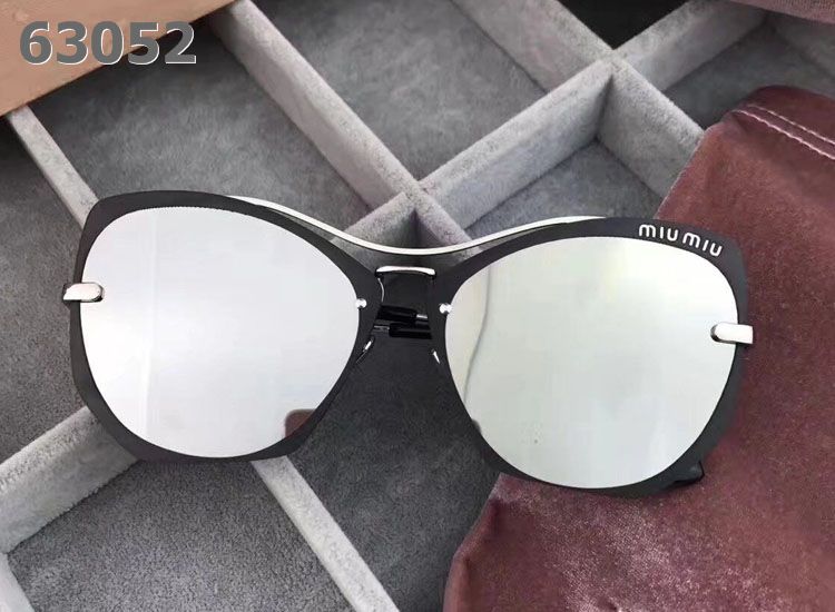 Miu Miu Sunglasses AAAA-894