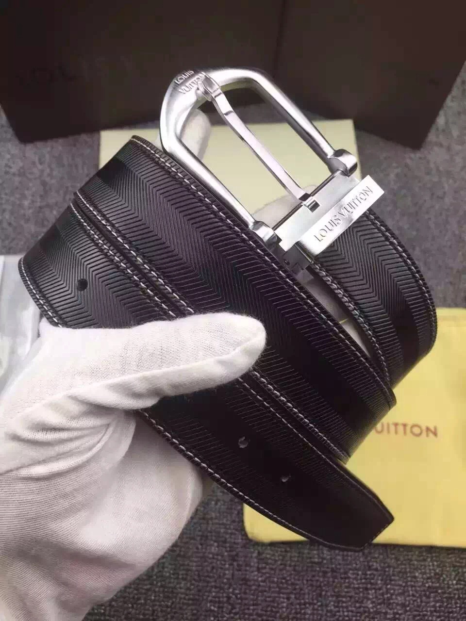 Super Perfect Quality LV Belts(100% Genuine Leather,Steel Buckle)-1205