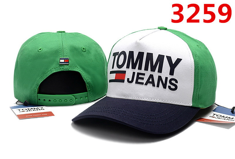 TOMMY HILFIGER Hats-082