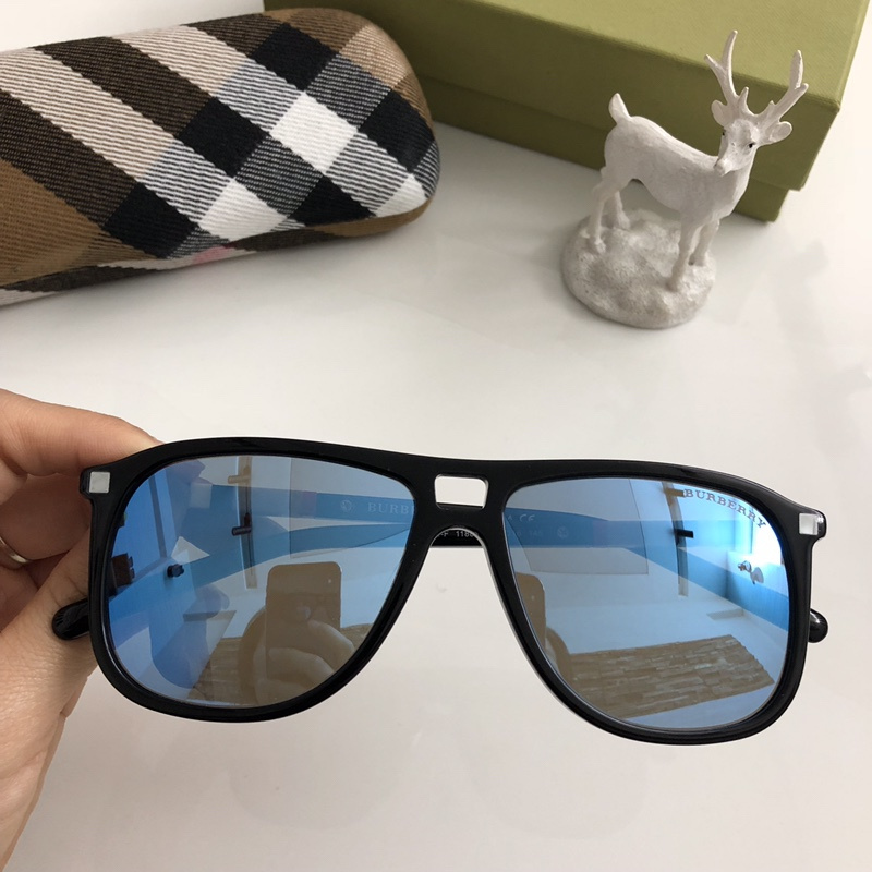 Burberry Sunglasses AAAA-110