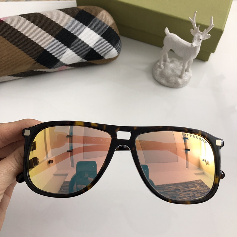 Burberry Sunglasses AAAA-120