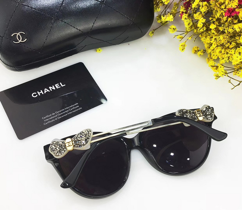 CHNL Sunglasses AAAA-1105