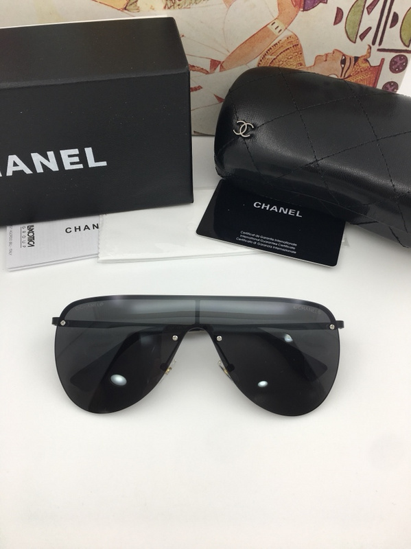 CHNL Sunglasses AAAA-220